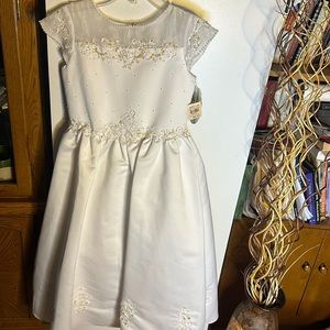 Pretty Me White Floral Dress